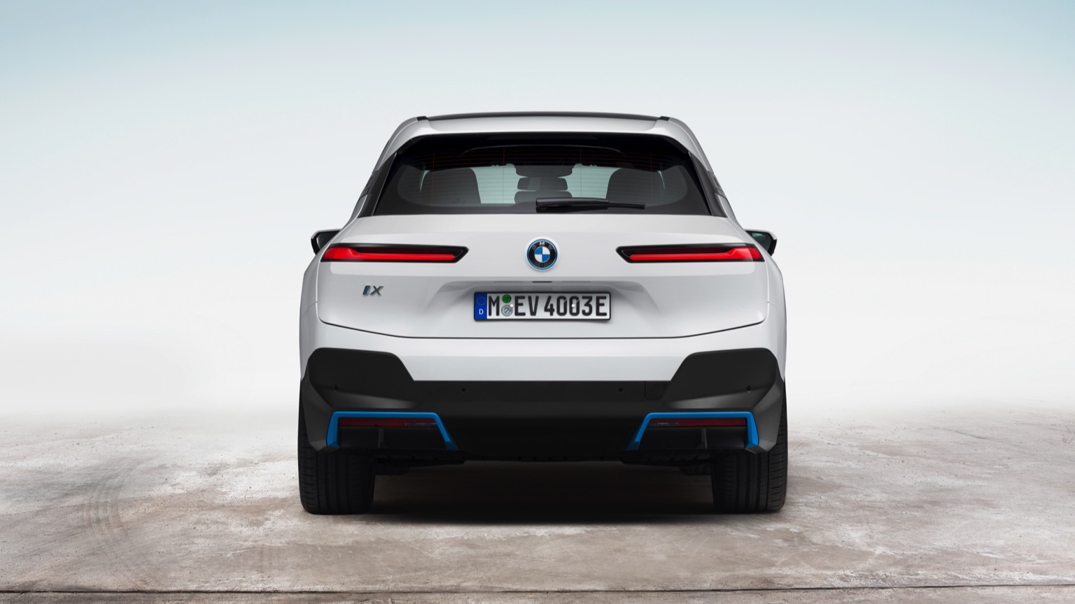 BMW_iX_2022-5