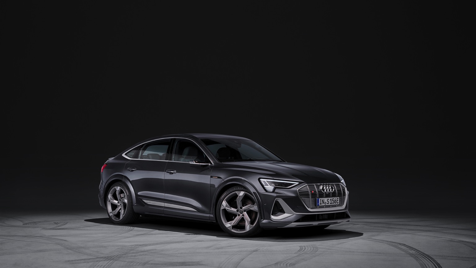 Audi_e-tron_S_Sportback_2020-9
