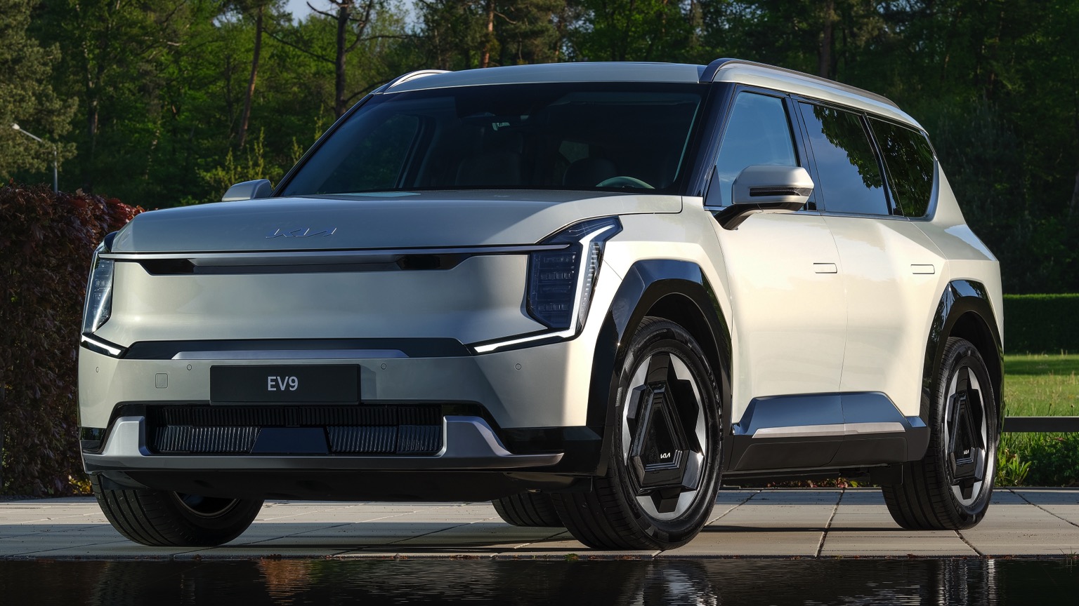 Kia_EV9_2023-1