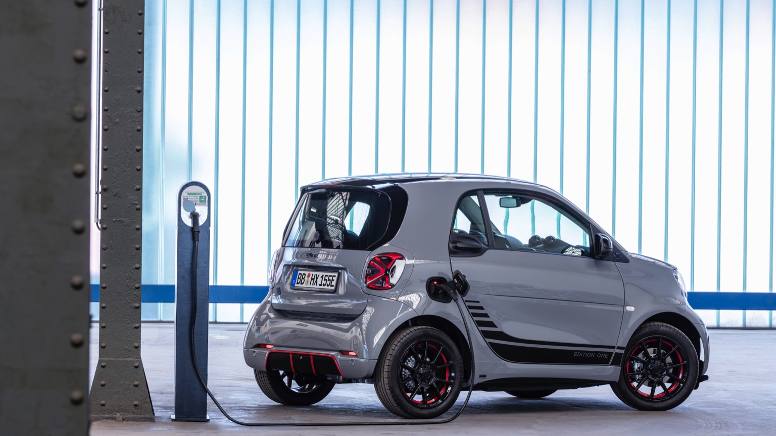 Smart_fortwo_2020-9
